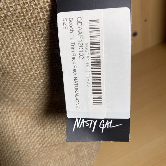 Nasty Gal Natural Burlap Beach Backpack/Bag New With Tags - Picture 3 of 9